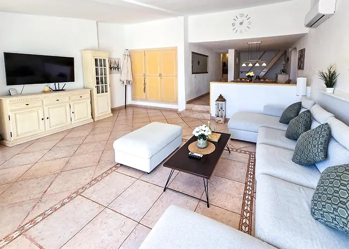 Atlantic Sunrise House Holiday home *