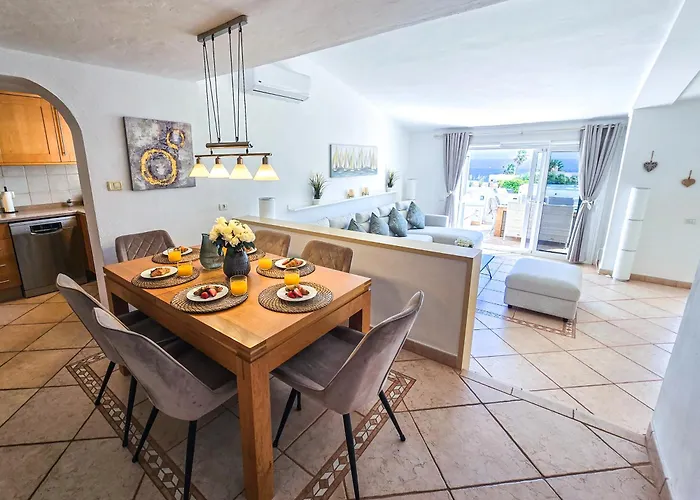 Holiday home Atlantic Sunrise House *