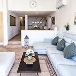 Casa de Férias Atlantic Sunrise House