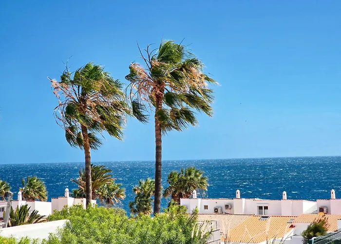 Atlantic Sunrise House Tatil Evi